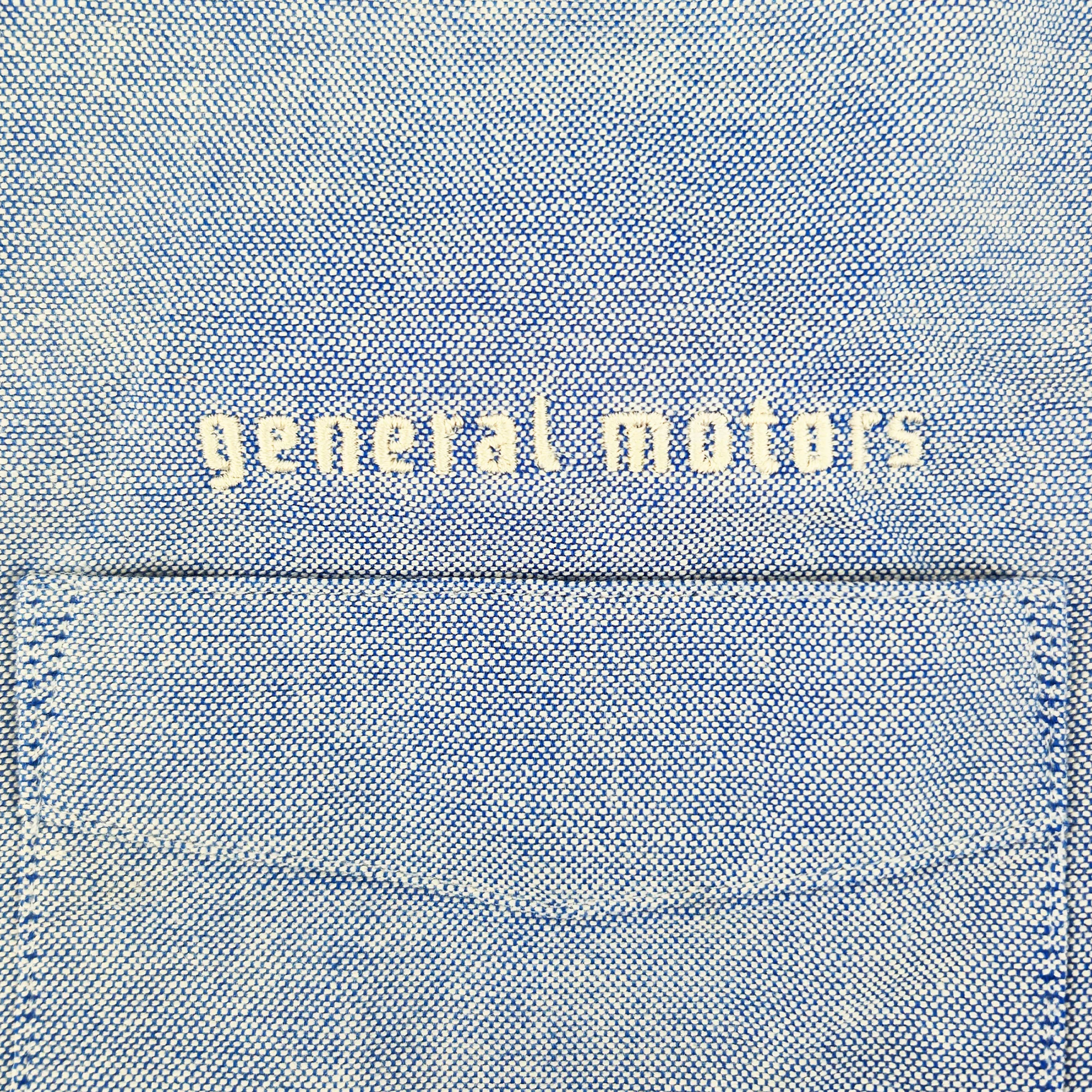 GM Men's Classic Oxford Shirt - Image 6